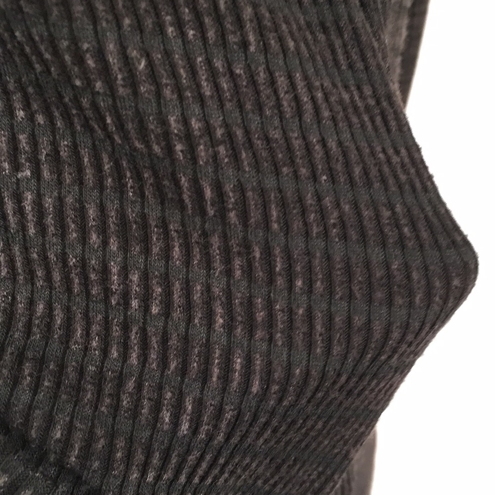 ✅ SOLD Stretchy Sexy Long Sleeve Top M - Picture 4 of 12